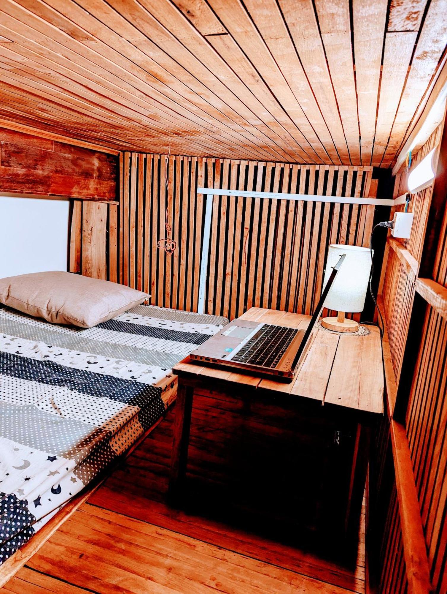 The Gk House Hostel, Ecolliving, Central City, Natural Wooden, Chill View Rooftop, Restaurant And Cocktail Bar Cidade de Ho Chi Minh Exterior foto