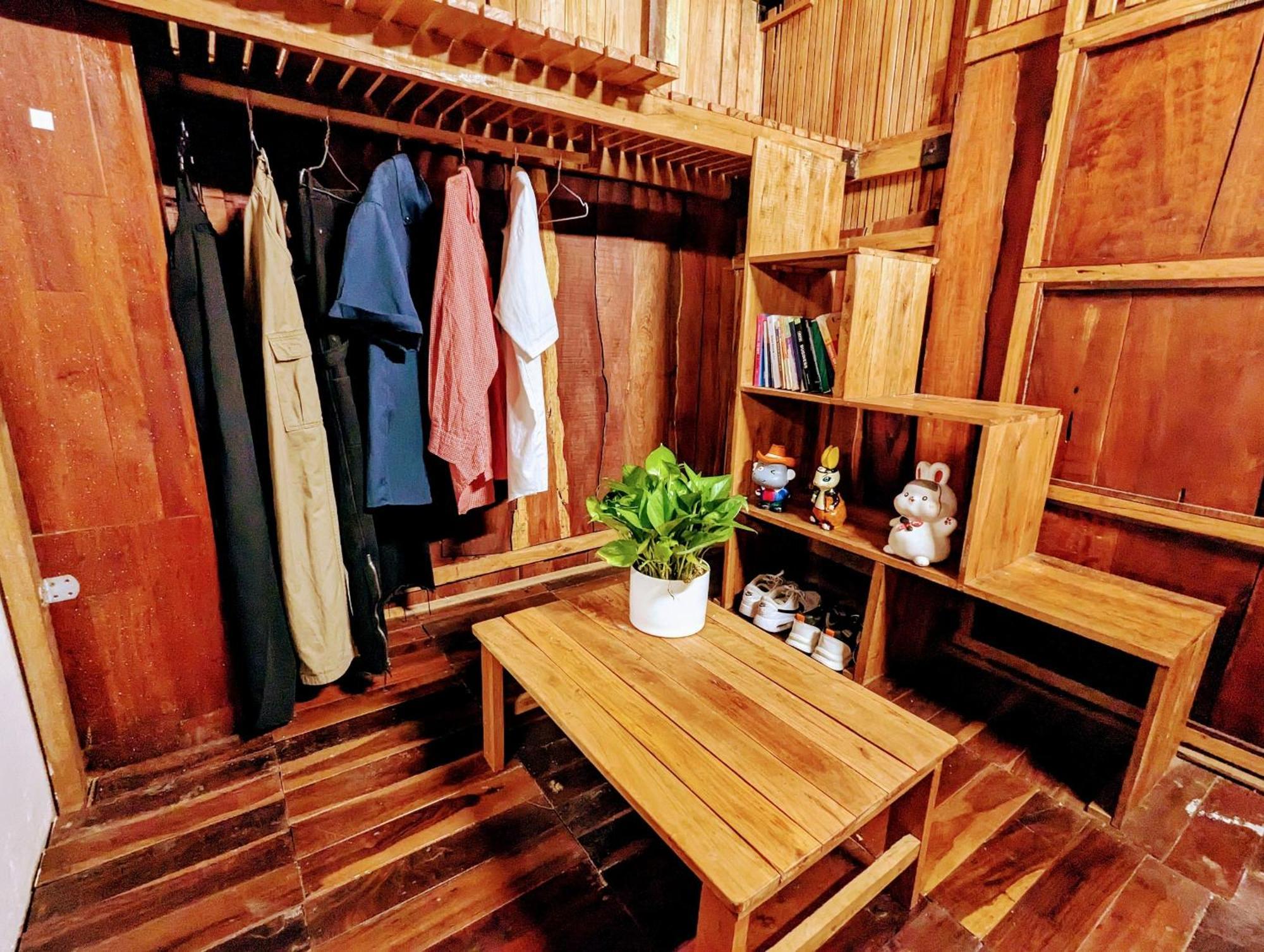 The Gk House Hostel, Ecolliving, Central City, Natural Wooden, Chill View Rooftop, Restaurant And Cocktail Bar Cidade de Ho Chi Minh Exterior foto